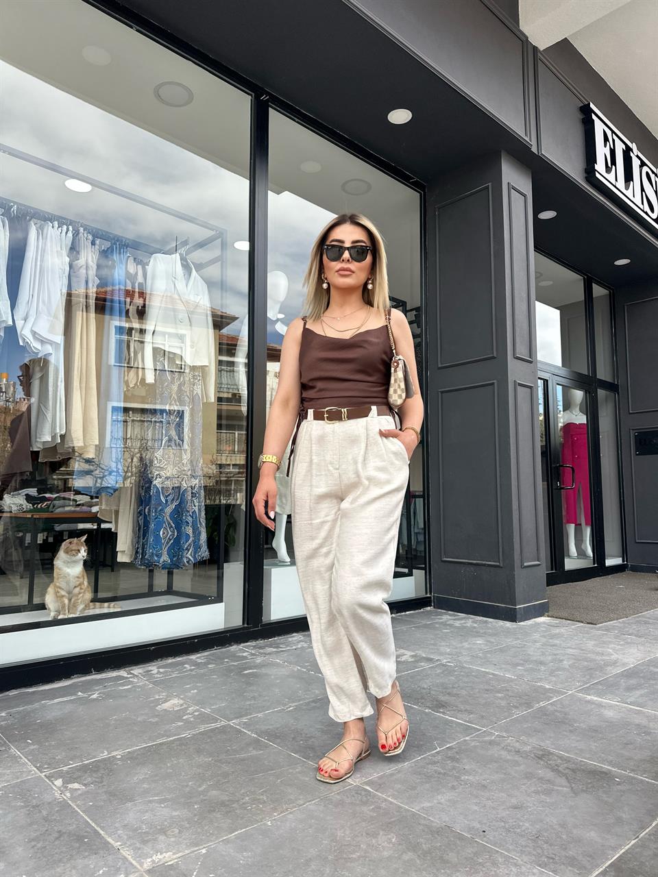 Linen Trousers with Self-Belt
