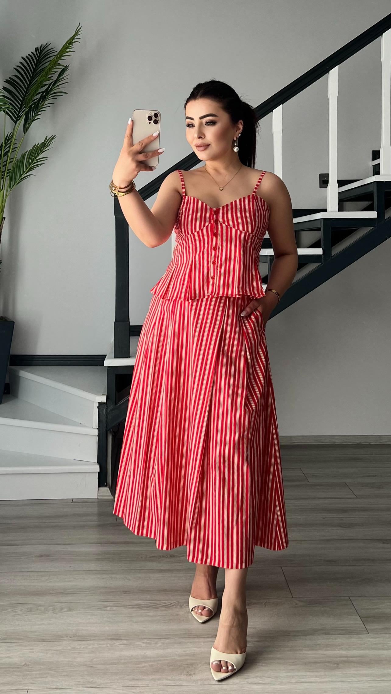 Kırmızı Çizgili Crop Etek Takım