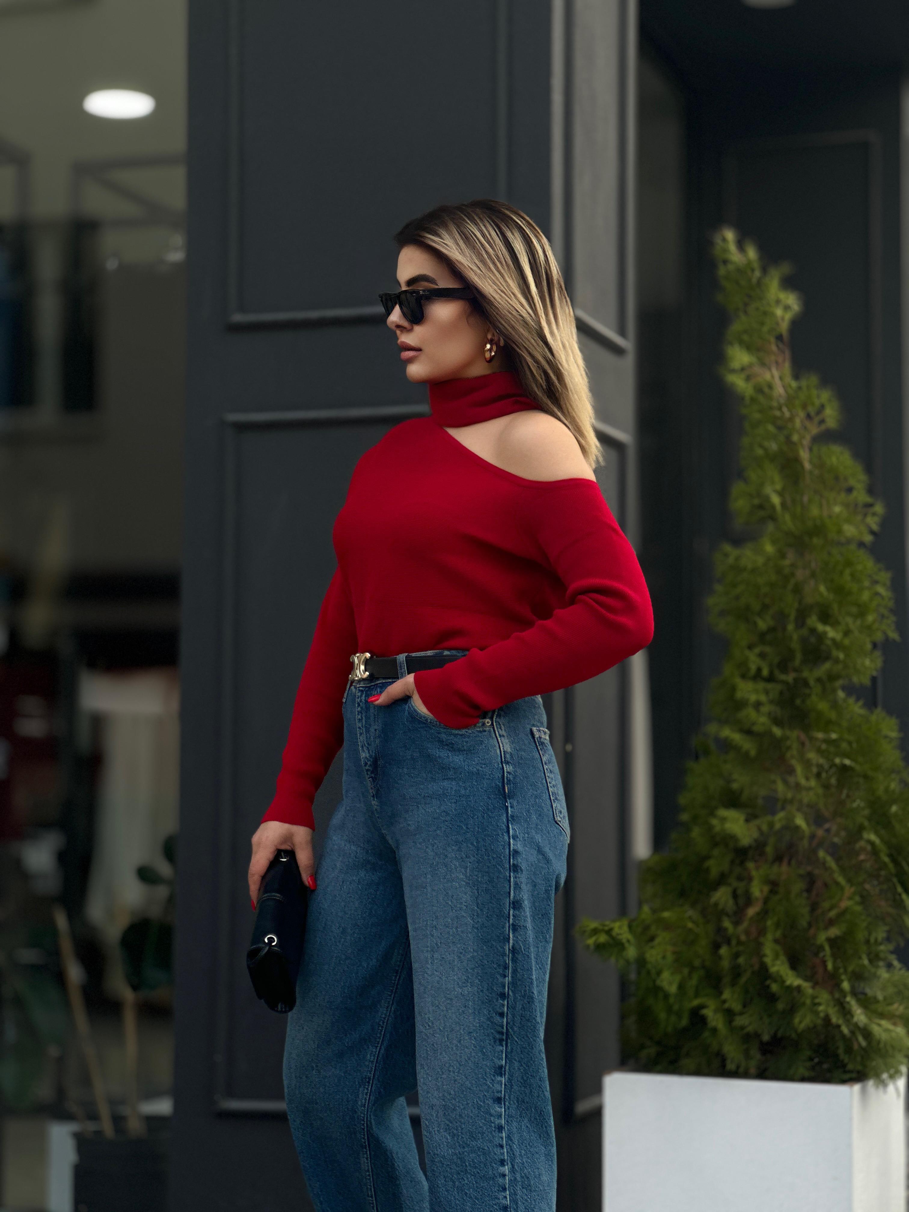 Red Drop Shoulder Knit Sweater with Detachable Neckline