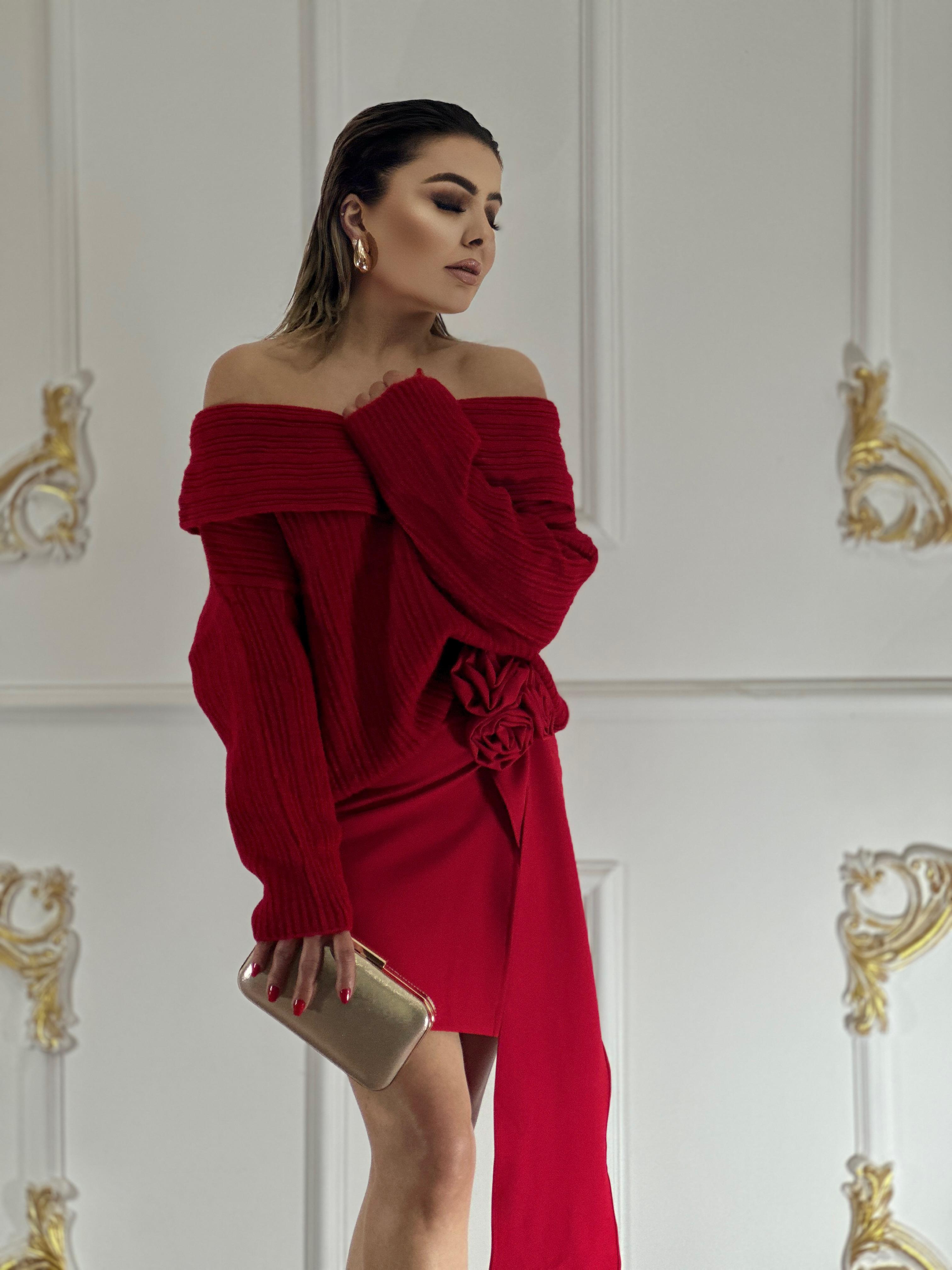 Skirt with Belt and Red Rose Brooch