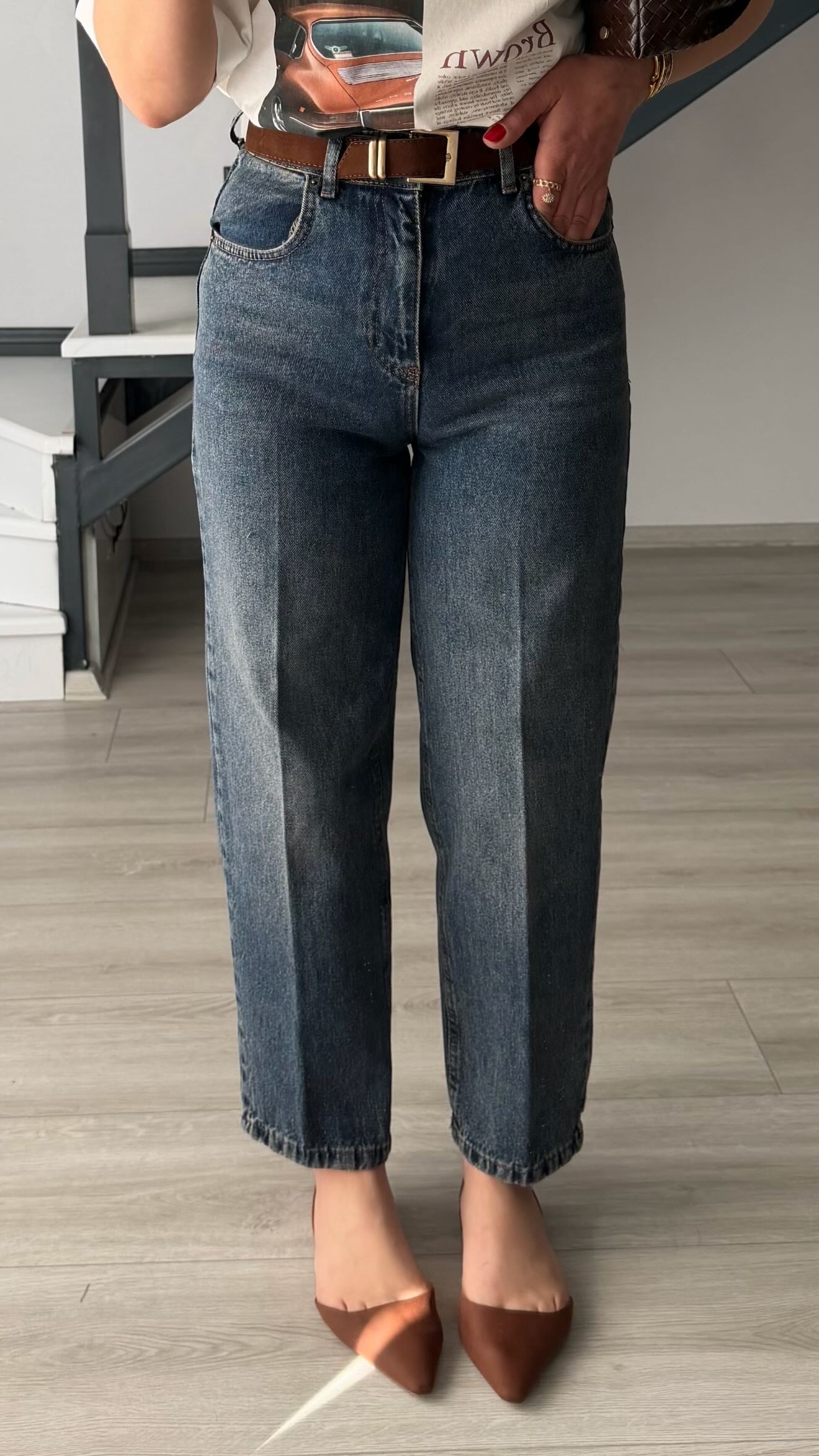 Dark Blue Skater Jeans with Suede Belt