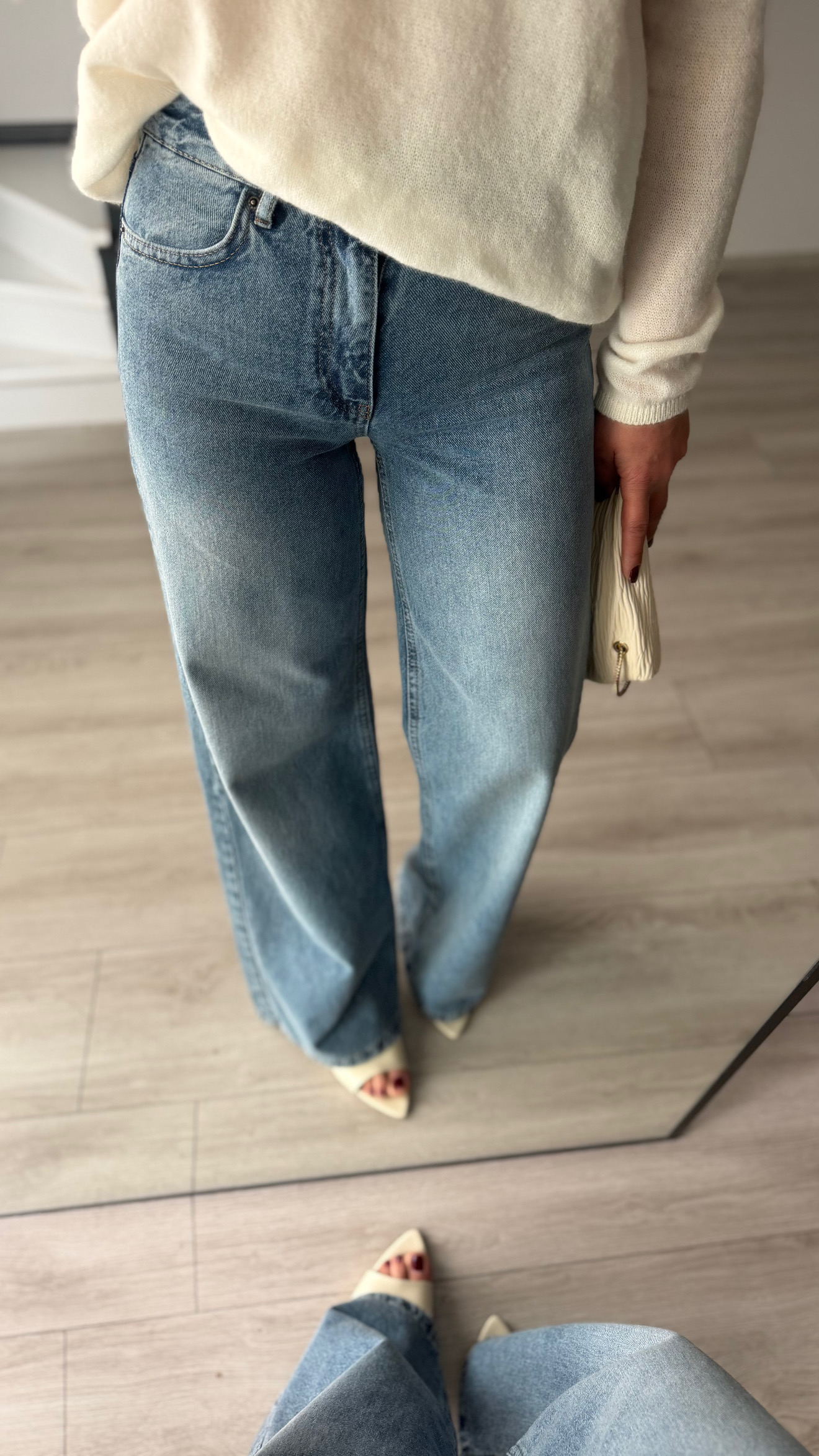 Koyu Mavi Yıkamalı Kemerli Wide Leg Jean