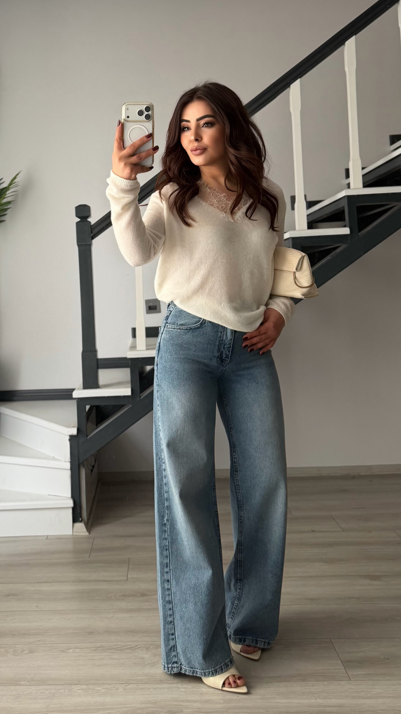 Koyu Mavi Yıkamalı Kemerli Wide Leg Jean