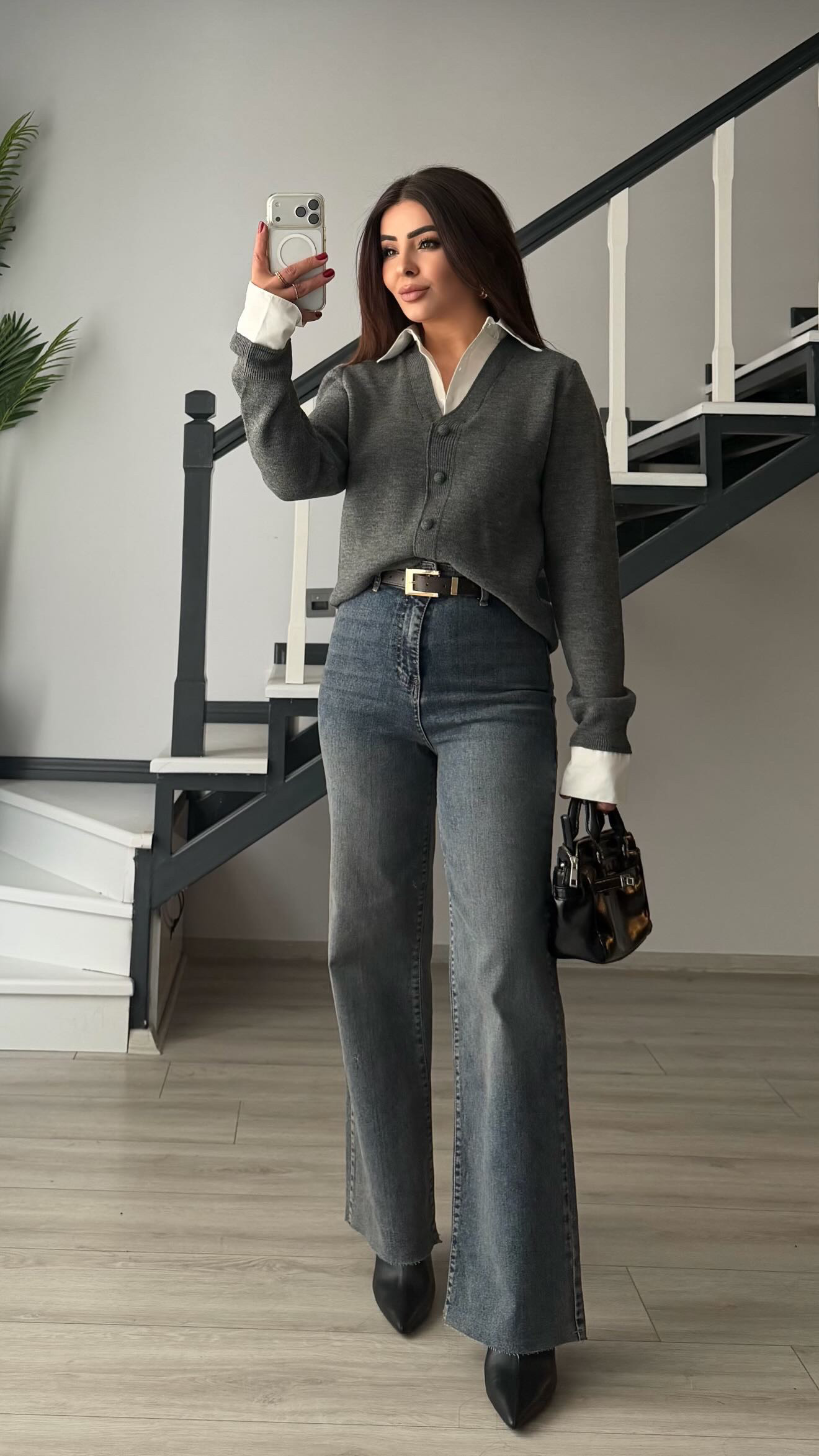 Dark Blue Washed Lycra Straight Jean with Belt