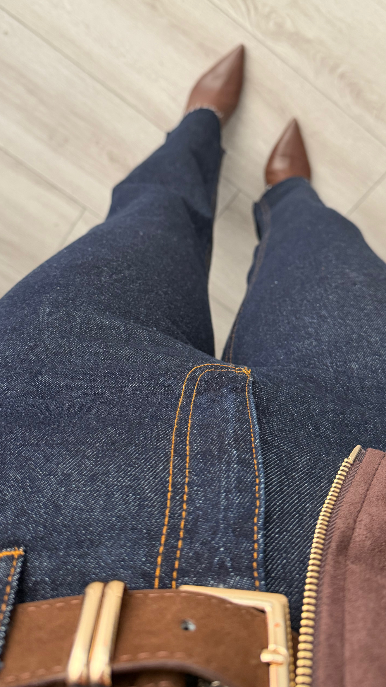 Navy Blue Suede Belted Lycra Straight Jean