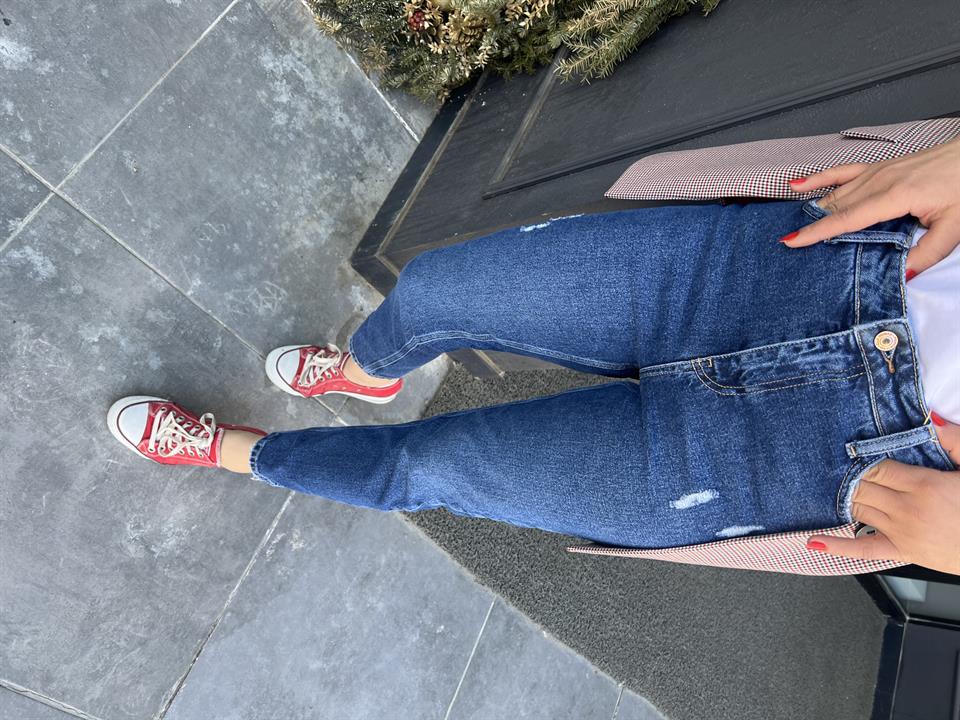 Lacivert Tırnak Detaylı Mom Jean