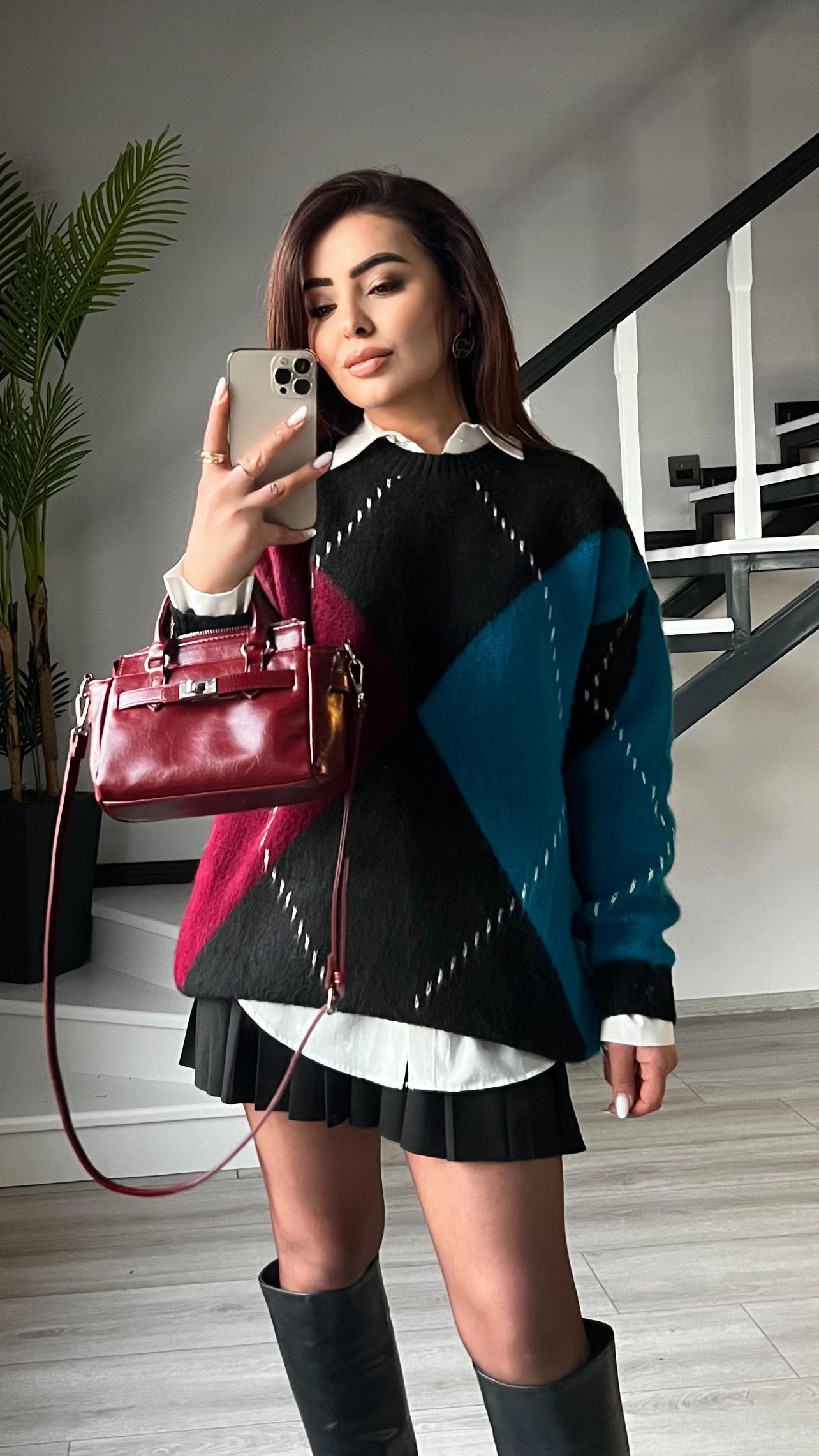 Marka Model Bordo - Turkuaz Baklava Desen Kazak 