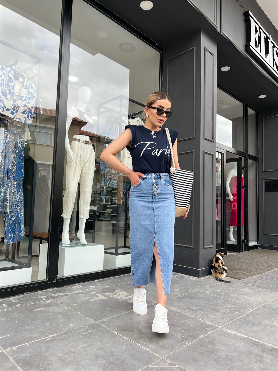 Mavi Önü Yırtmaçlı 5 Düğme Denim Etek