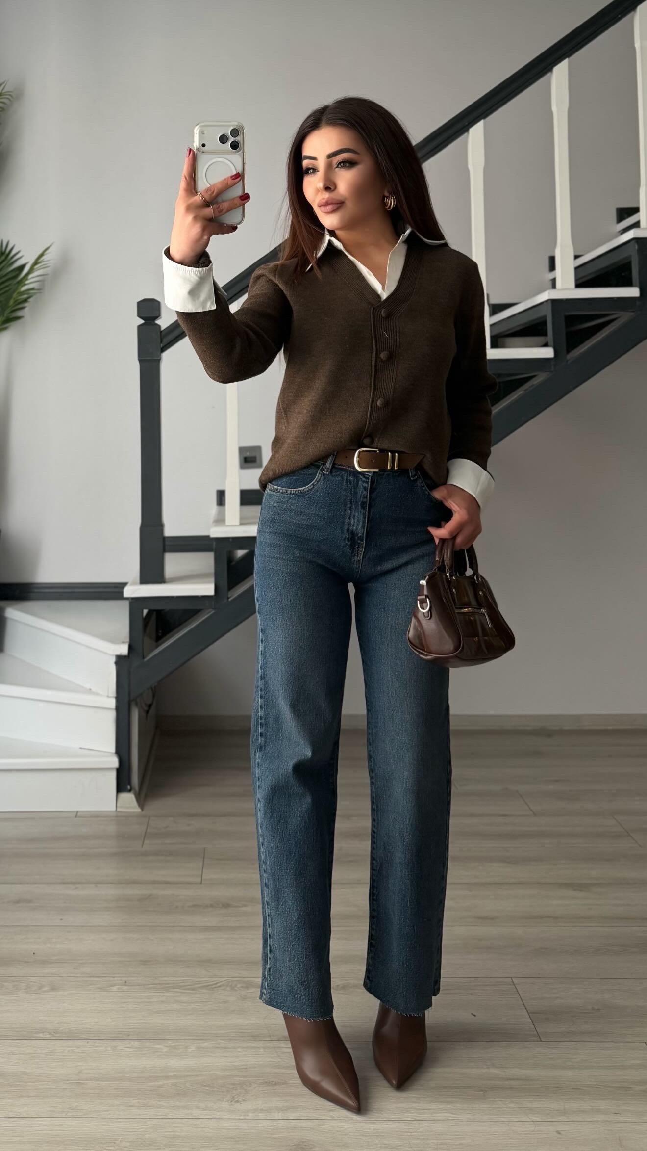 Blue Washed Straight Jean with Belt