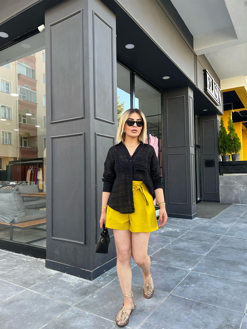 Olive Kemerli Şort