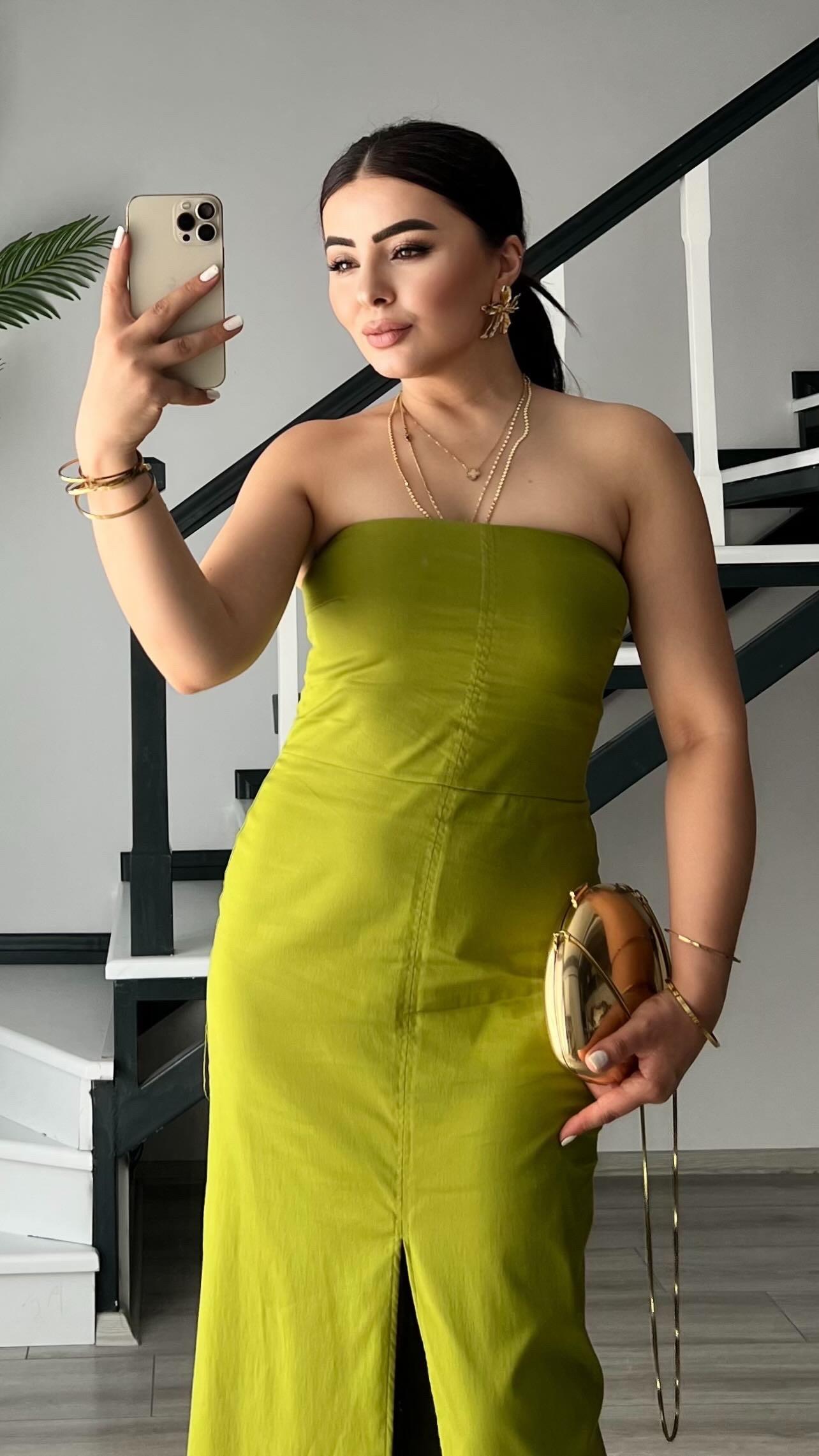Olive Ön Yırtmaçlı Straplez Elbise