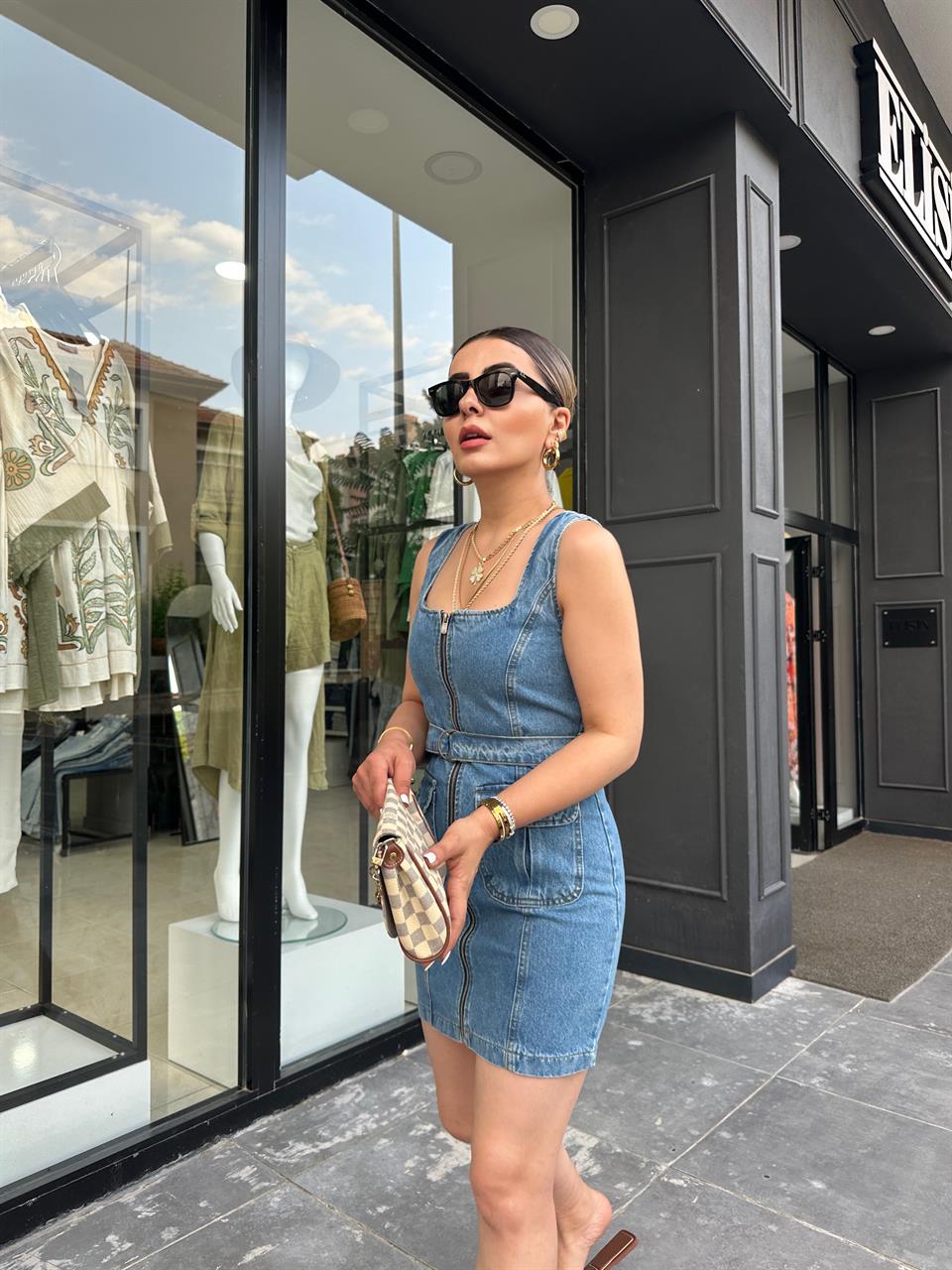 Önden Cepli Fermuarlı Denim Elbise