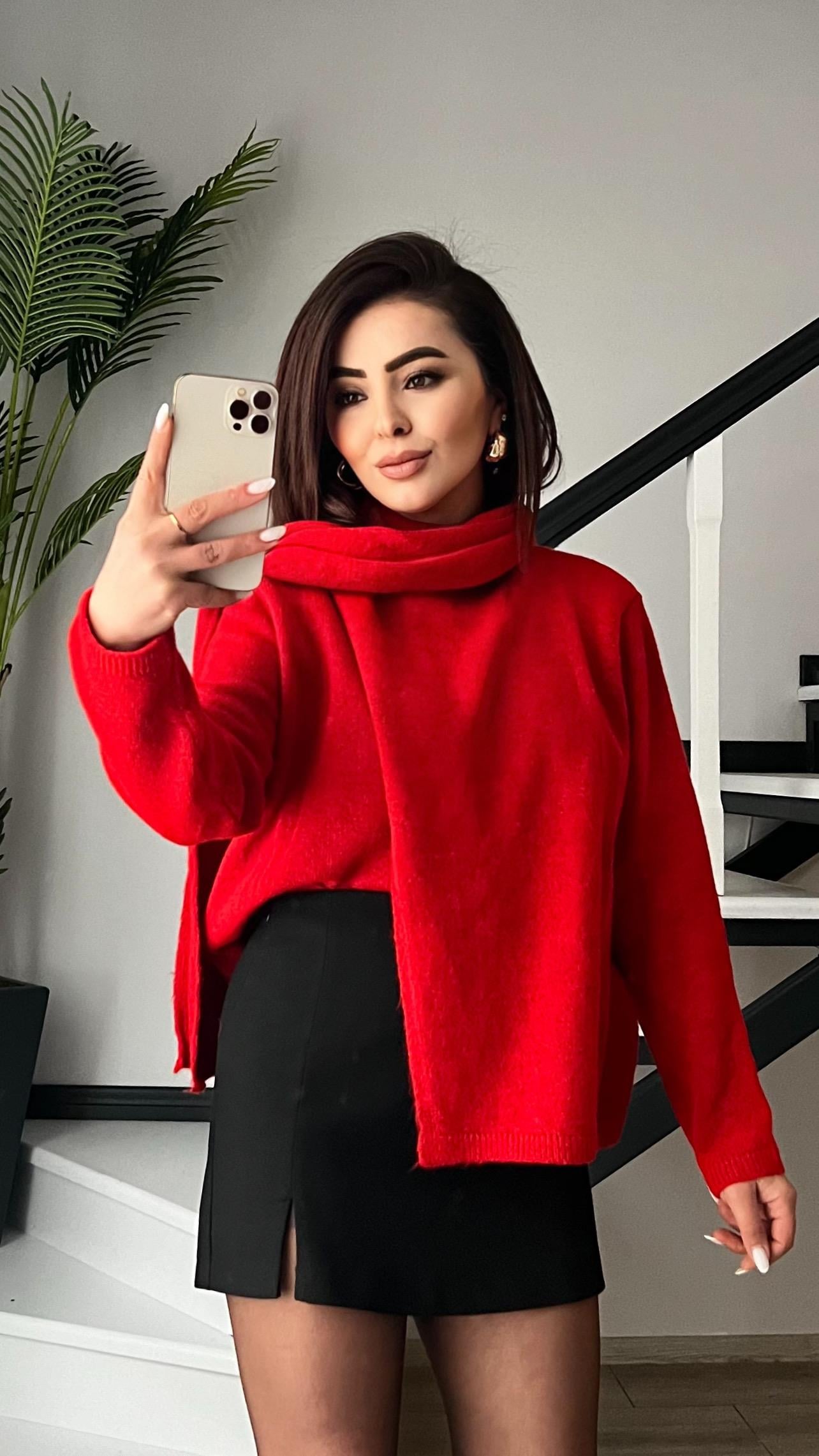 Orijinal Marka Siyah Yırtmaçlı Mini Şort Etek