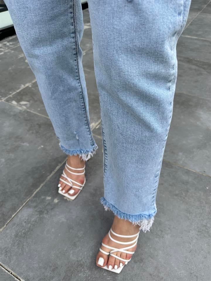 Paça Detaylı Vintage Slim Jean
