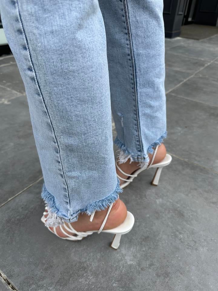 Paça Detaylı Vintage Slim Jean