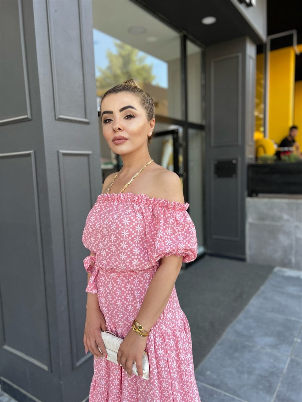 Pembe Çiçekli Gofre Elbise
