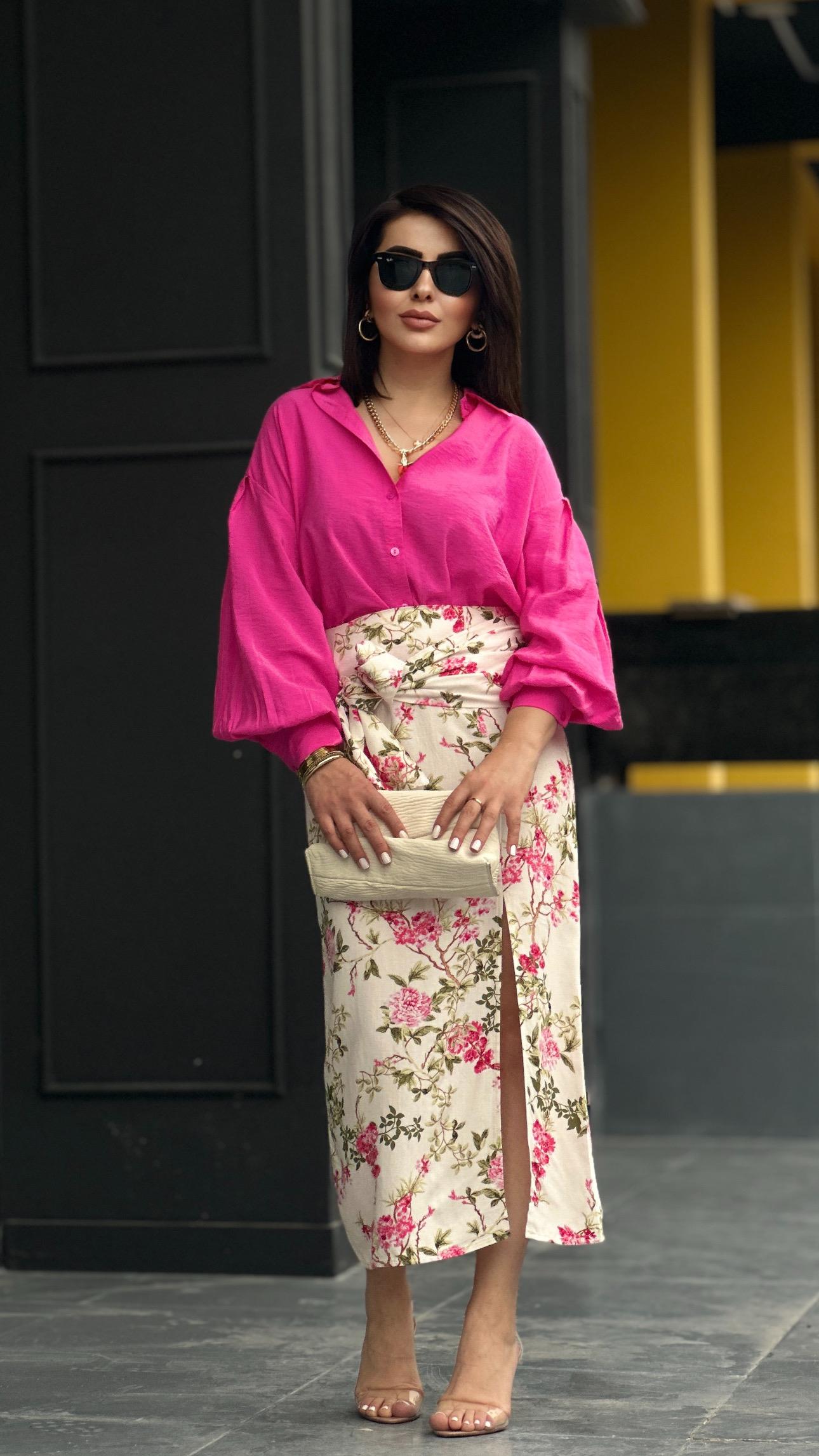 Pink Rose Patterned Tie-Up Skirt