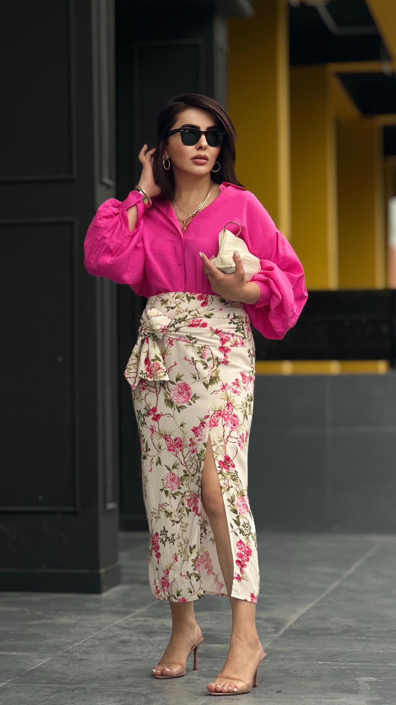 Pink Rose Patterned Tie-Up Skirt