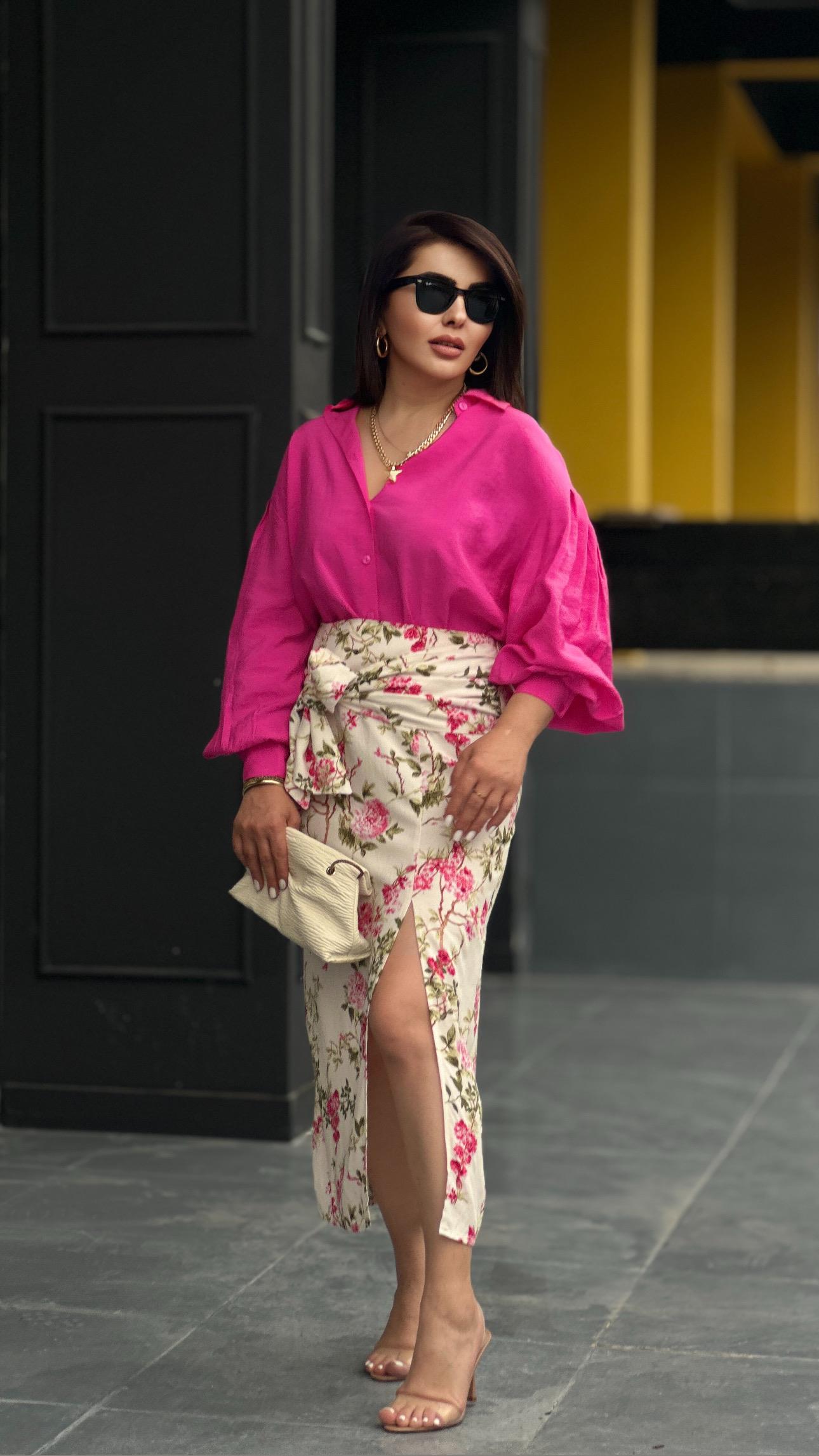 Pink Rose Patterned Tie-Up Skirt