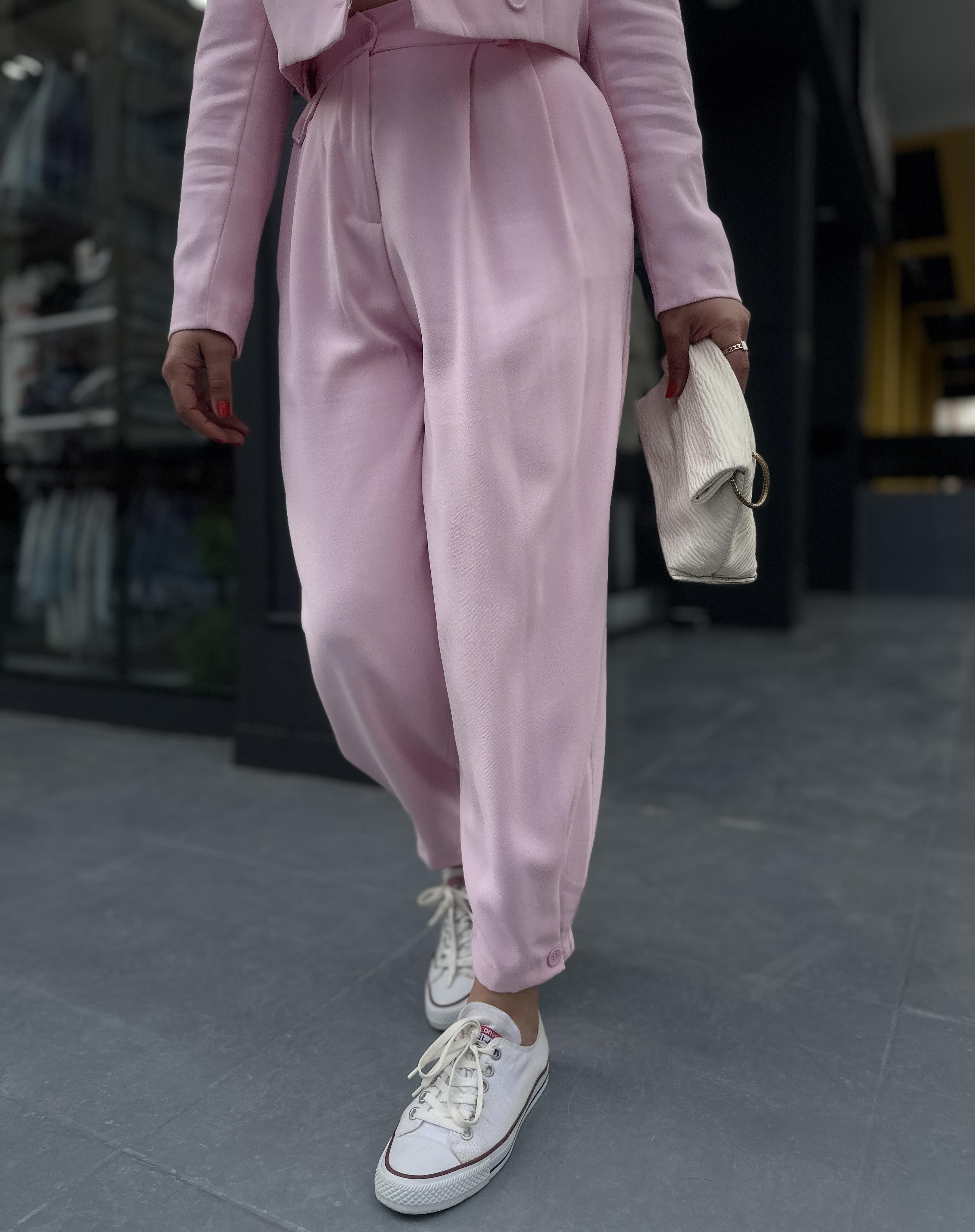 Pembe Paça Düğmeli Pantolon 