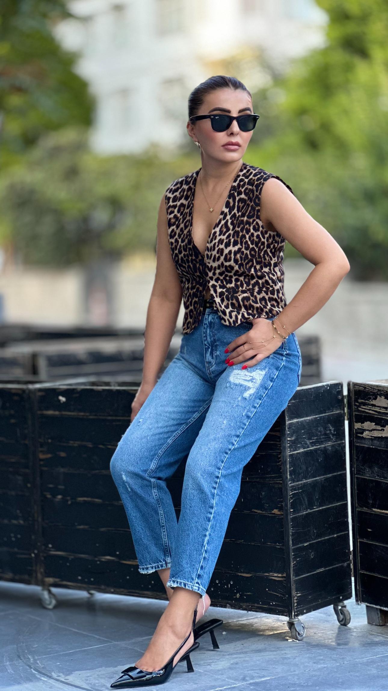 Premium Leopard Print Button-Down Vest