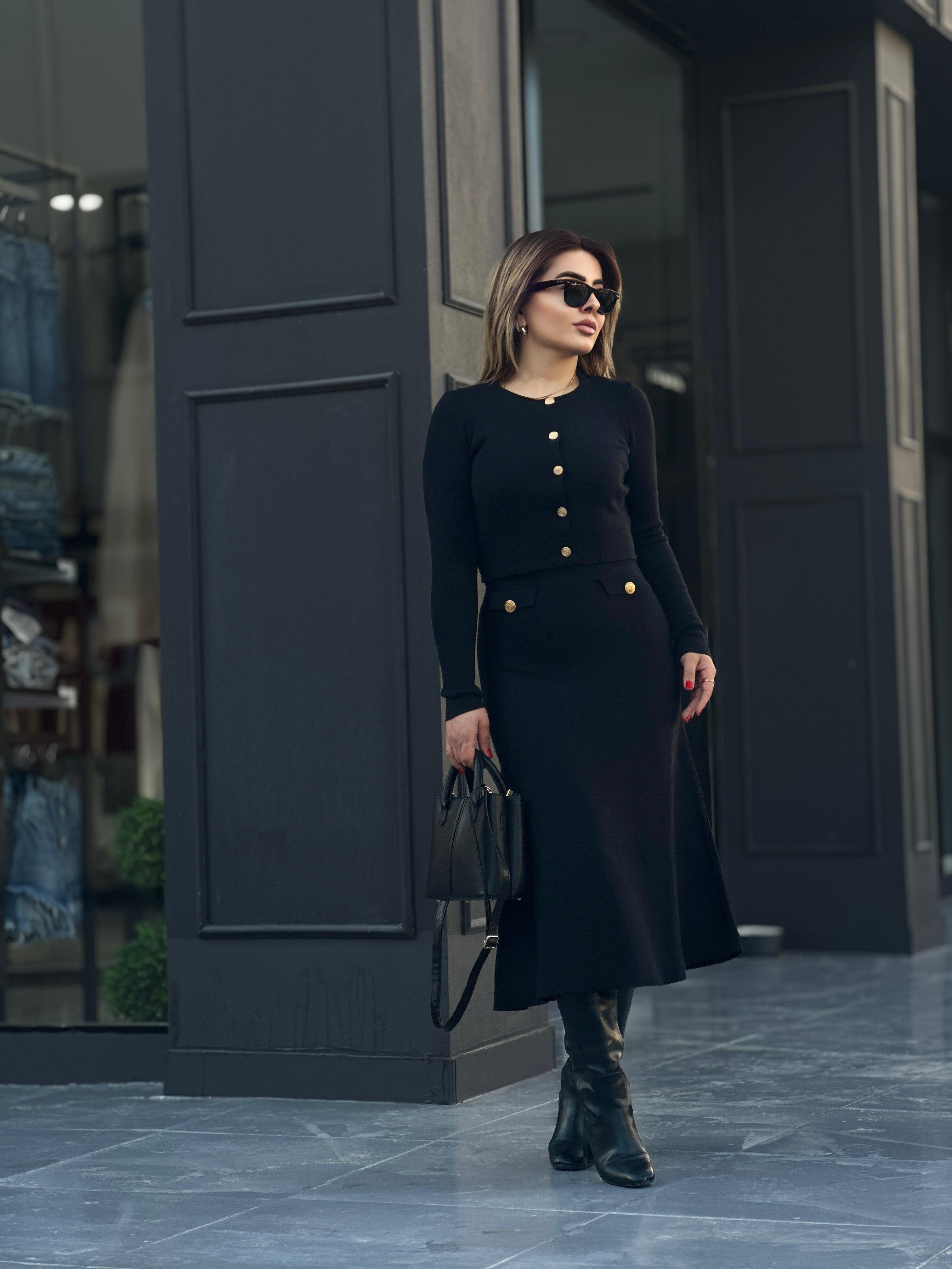 Black Steel Knit Buttoned Pocket A-Skirt Set
