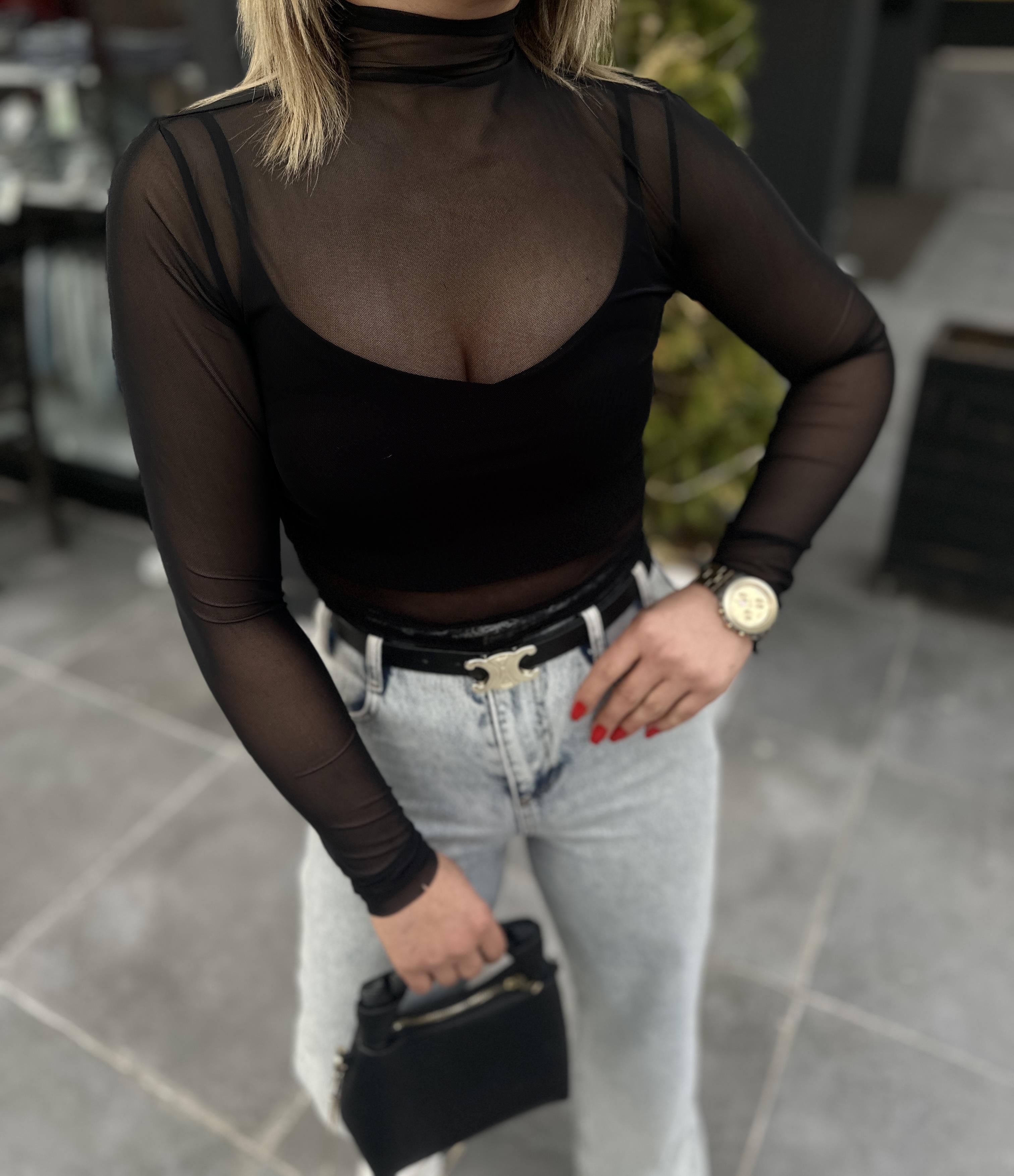 Siyah Dik Yaka Tül Bluz