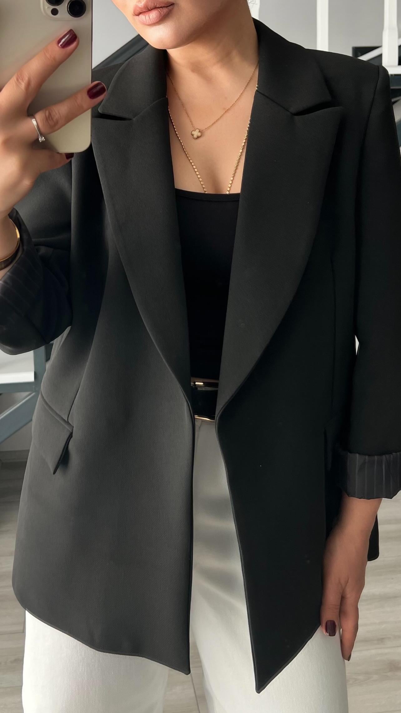 Siyah Duble Crep Astarı Çizgili Blazer Ceket