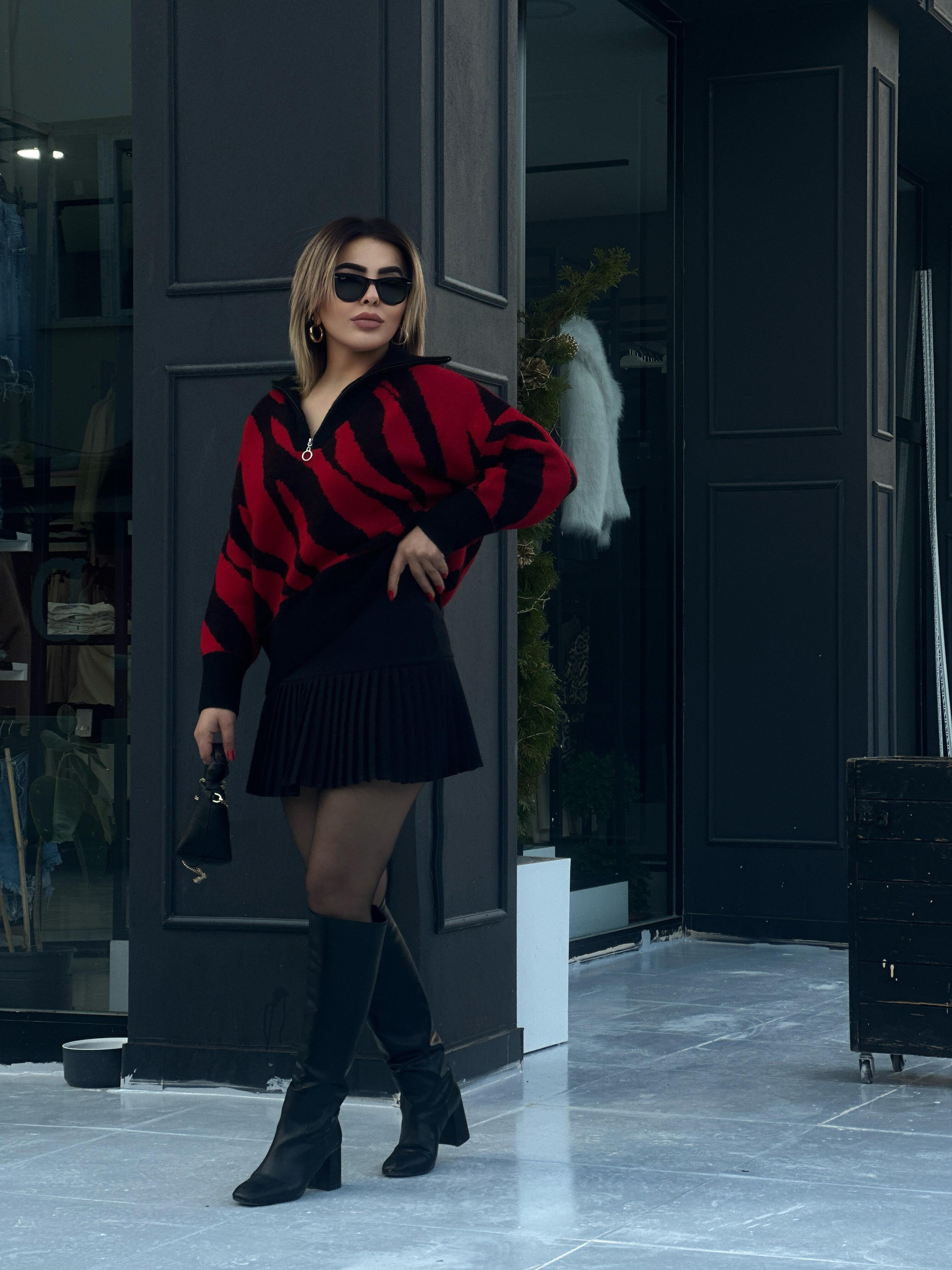 Black Double Pleated Mini Skirt