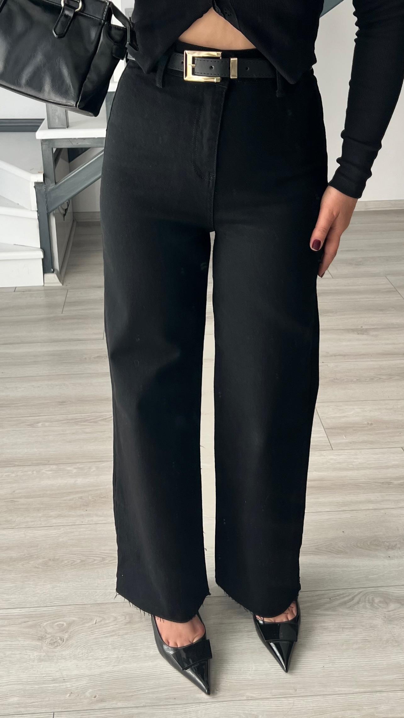 Black Straight Jeans with Belt