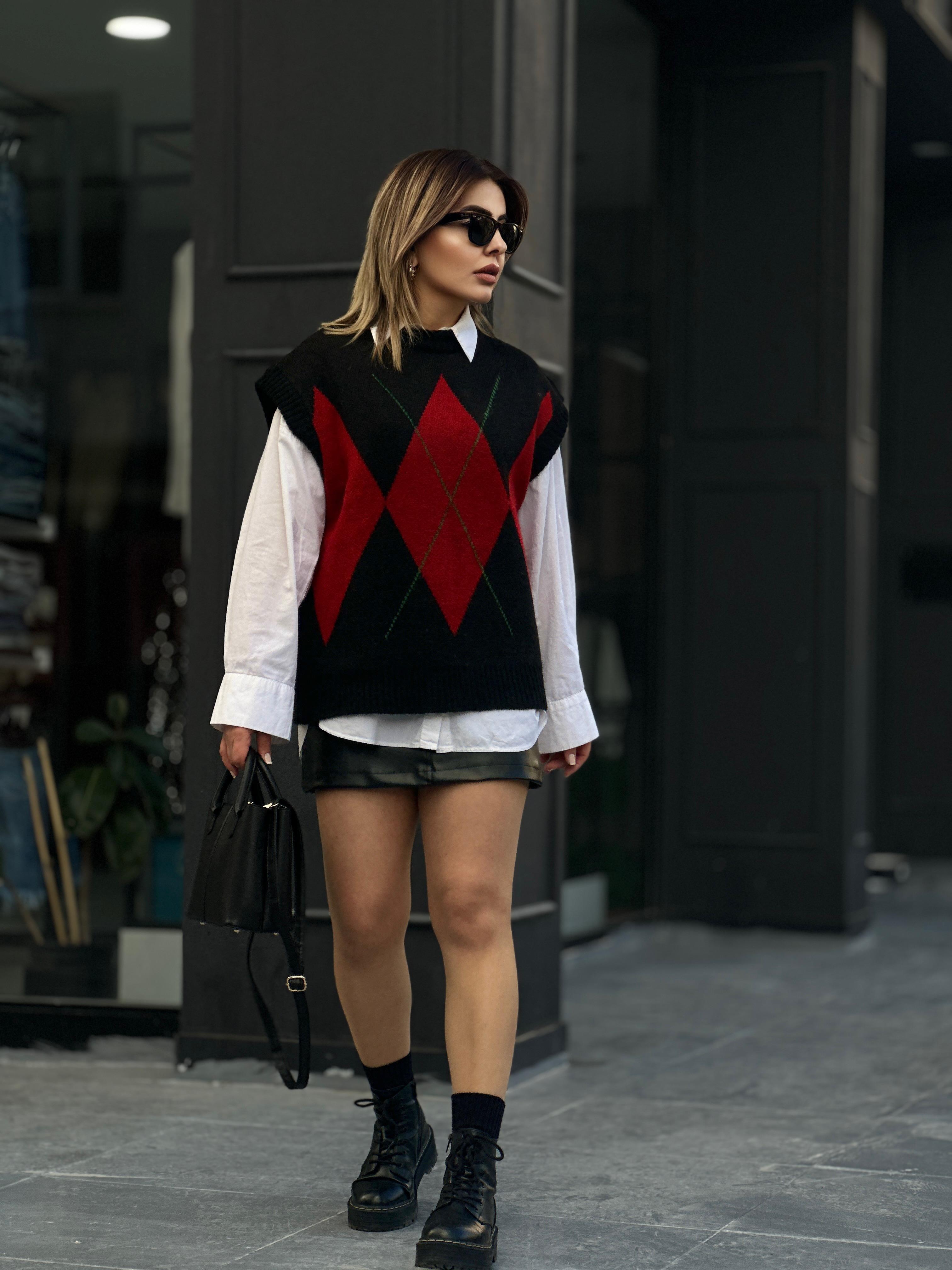 Black and Red Baklava Pattern Sweater