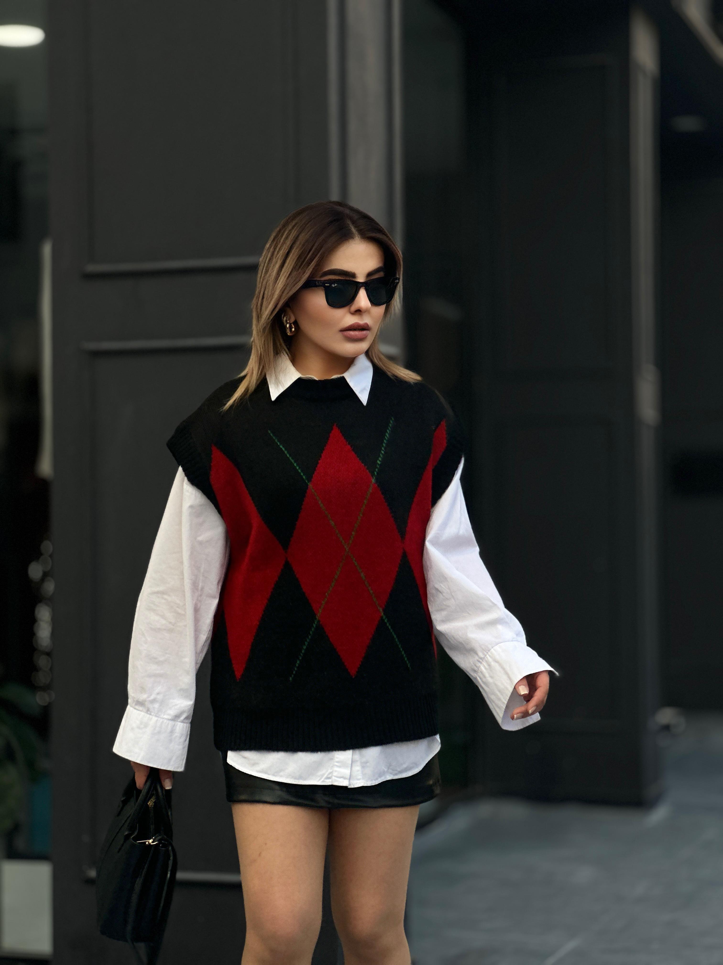 Black and Red Baklava Pattern Sweater