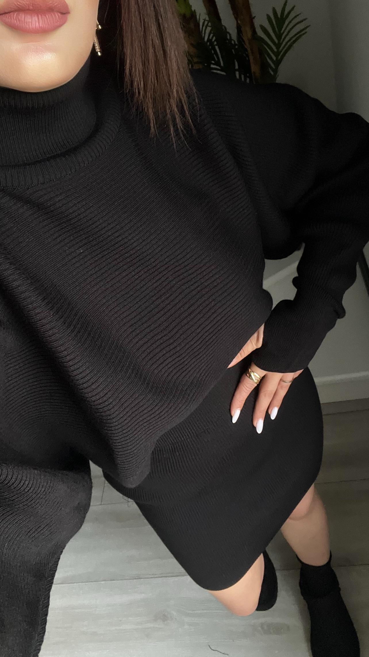 Black Fingerless Batwing Sleeve Knit Set