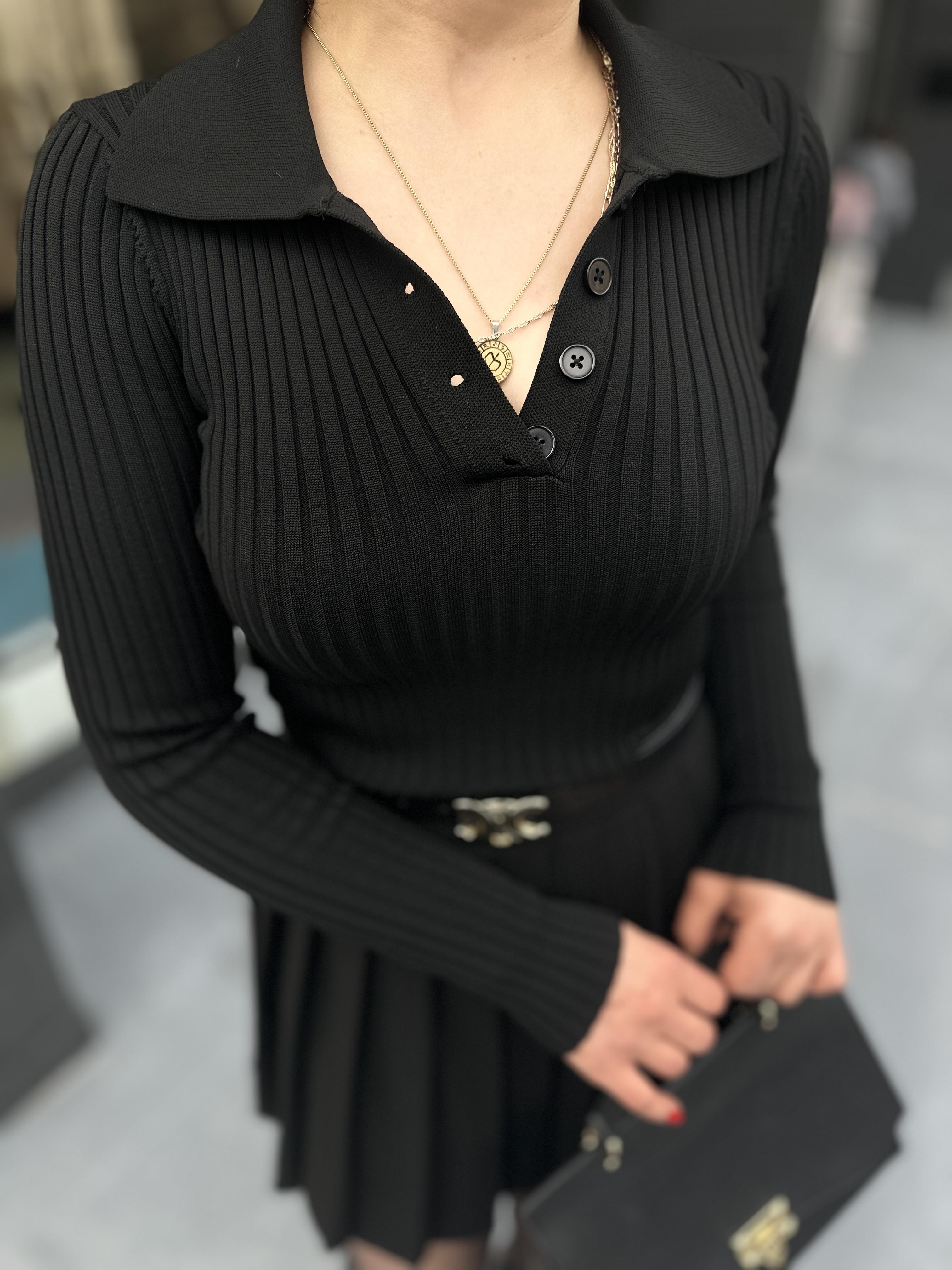 Siyah Polo Yaka Düğmeli Fitilli Body 