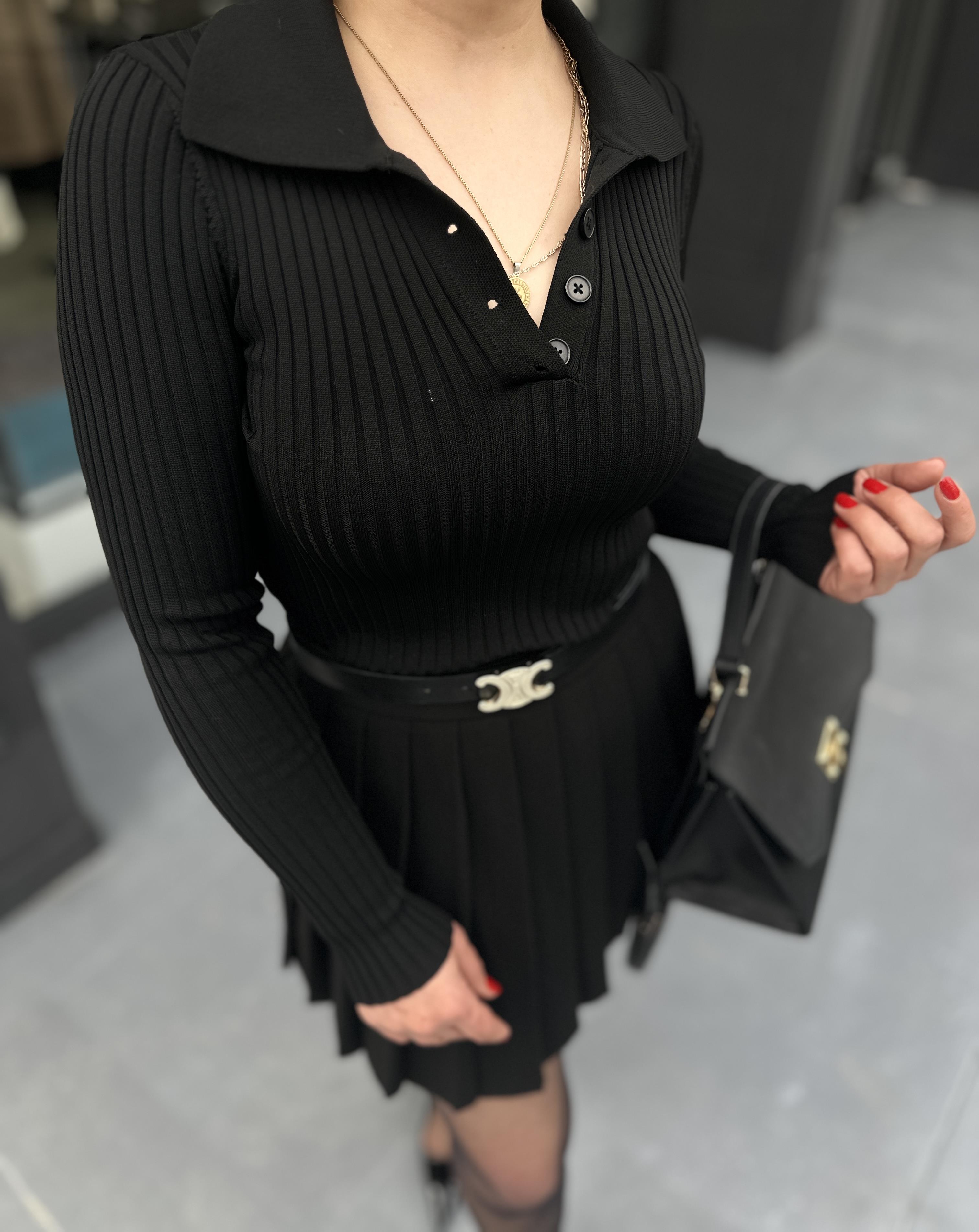 Siyah Polo Yaka Düğmeli Fitilli Body 