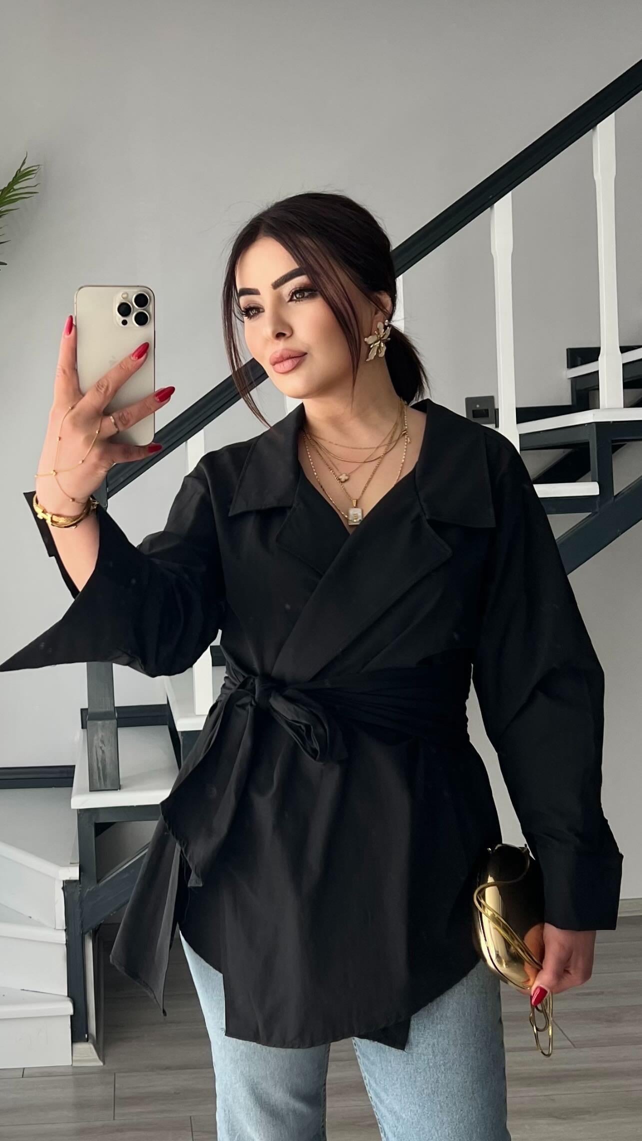 Siyah Poplin Kuşaklı Tasarım Gömlek