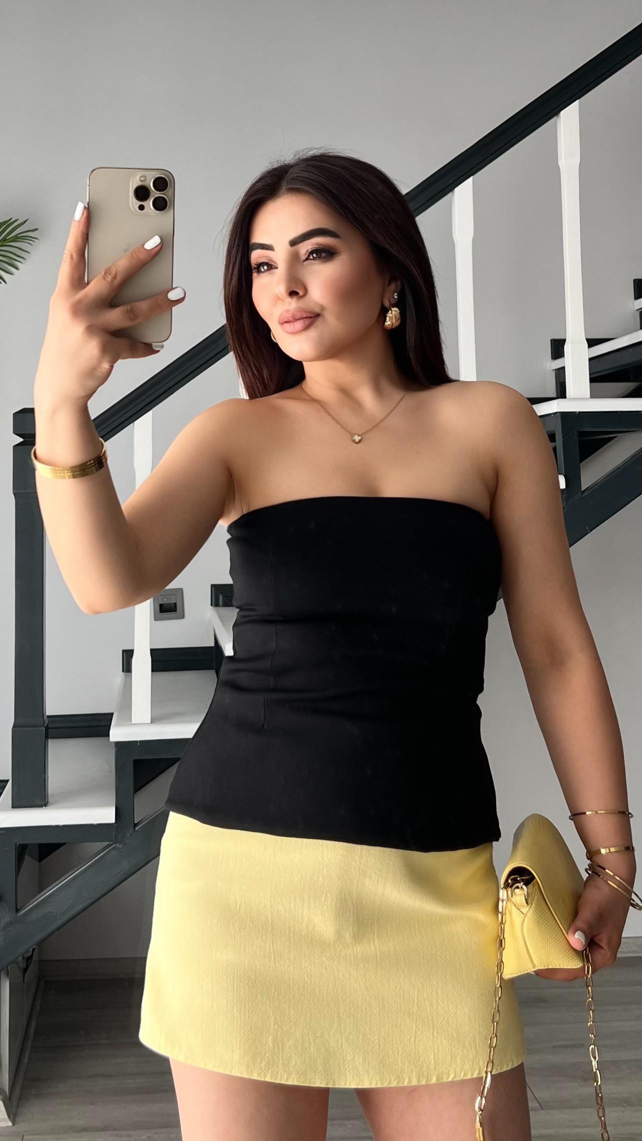 Black Strapless Blouse