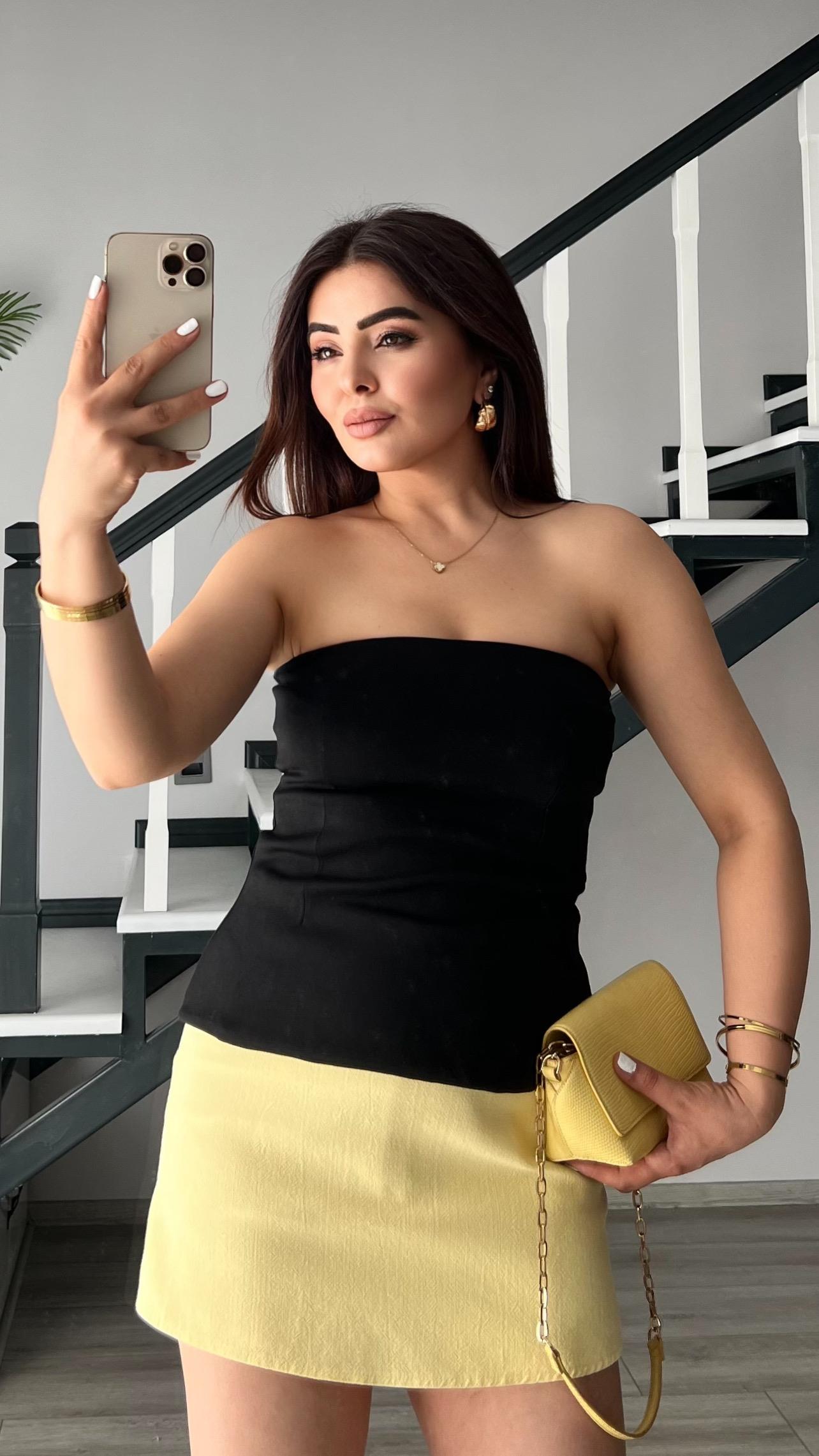 Black Strapless Blouse