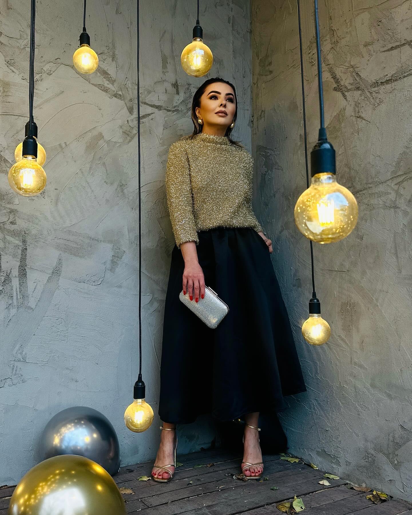 Black Taffeta Balloon Skirt