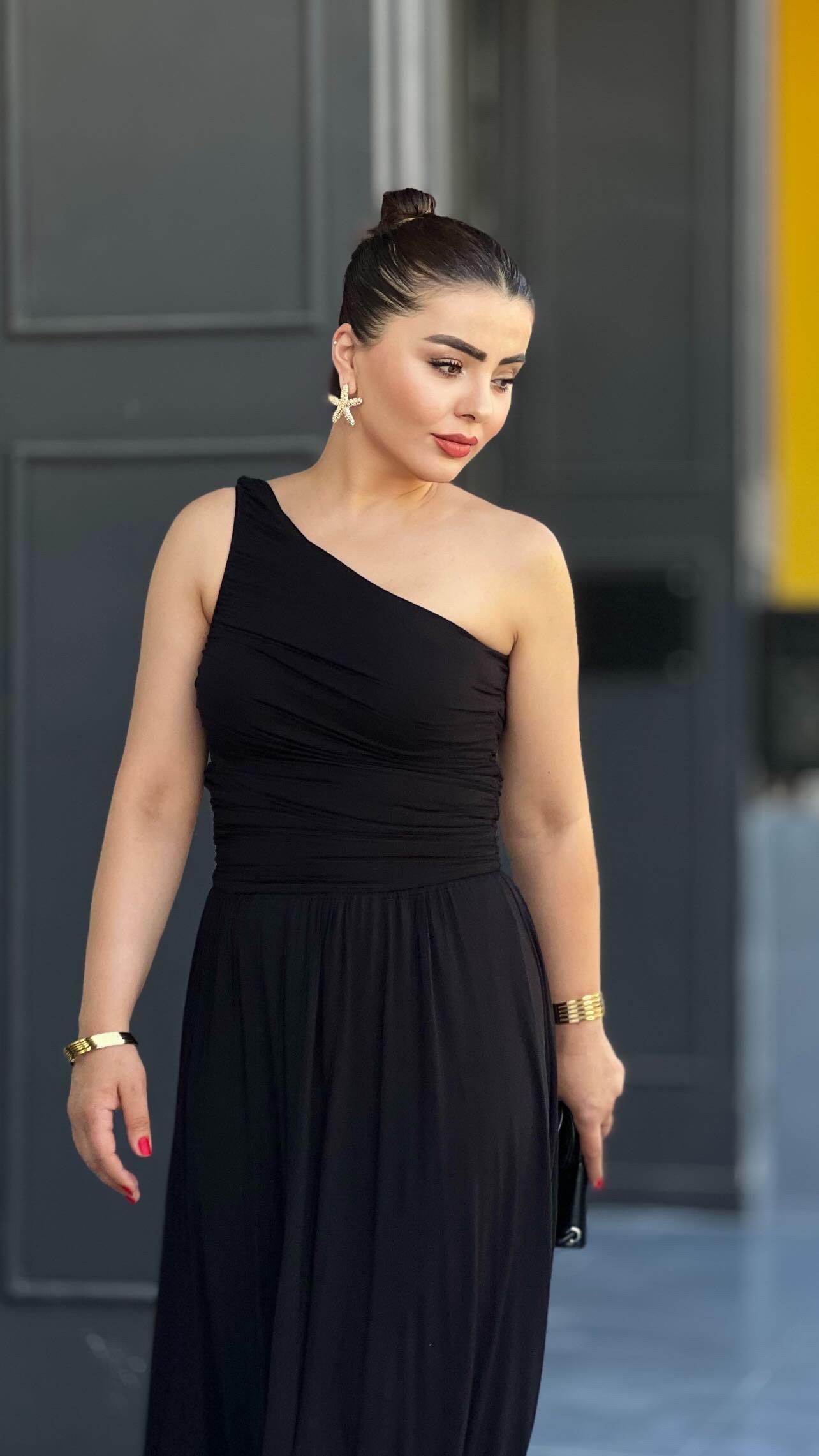 Siyah Tek Omuz Penye Boydan Astarlı Elbise