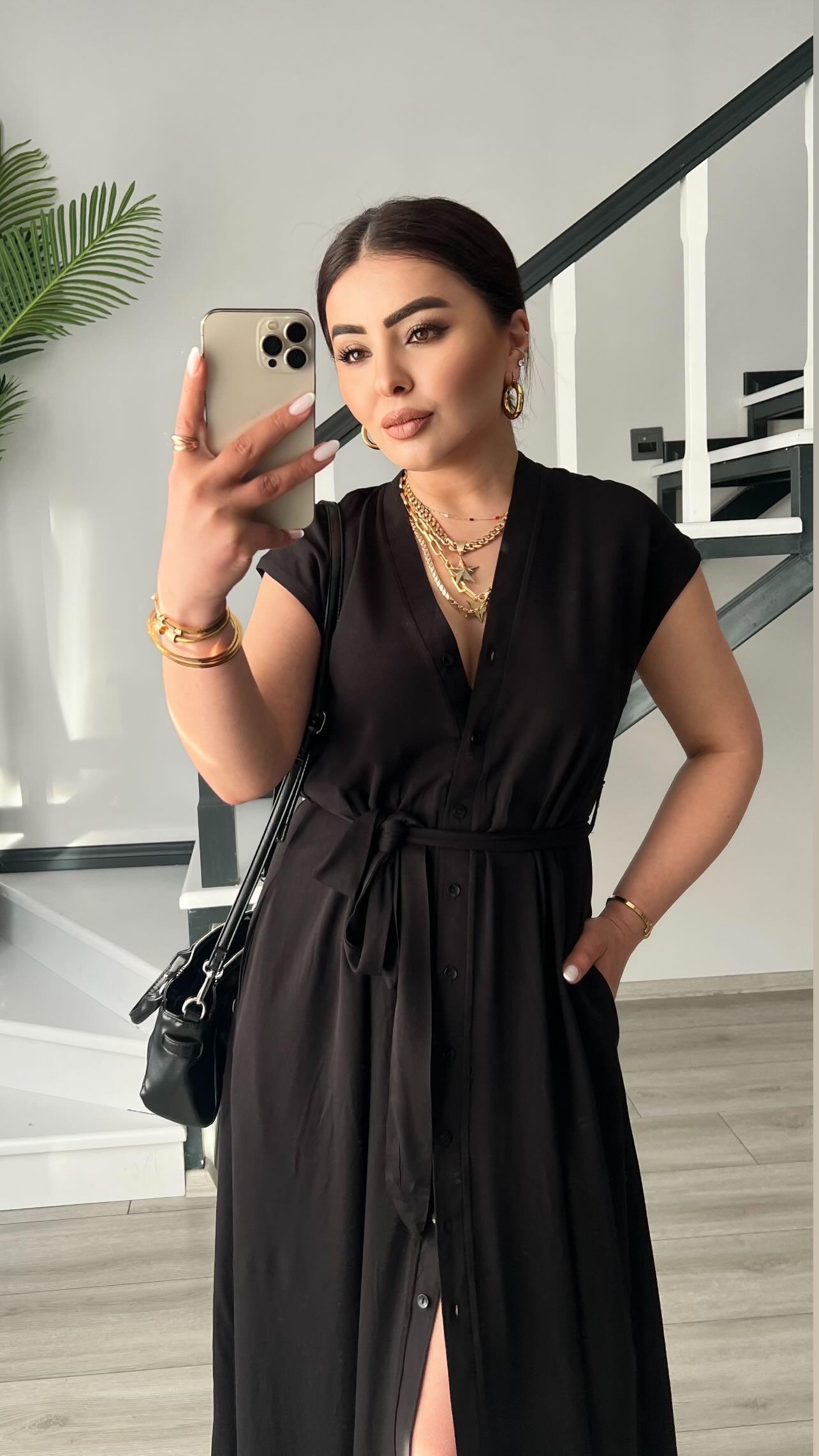 فستان قميص أسود بحزام من قماش التنسل