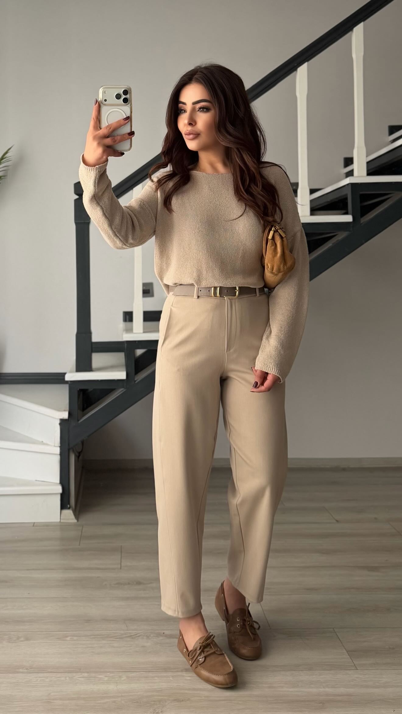 Taş Dikiş Detaylı Skater Kumaş Pantolon