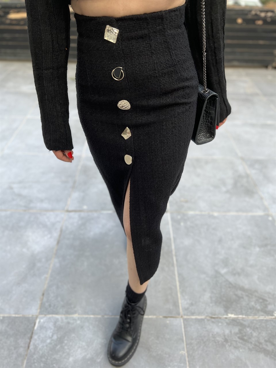 Tweed Buttoned Skirt