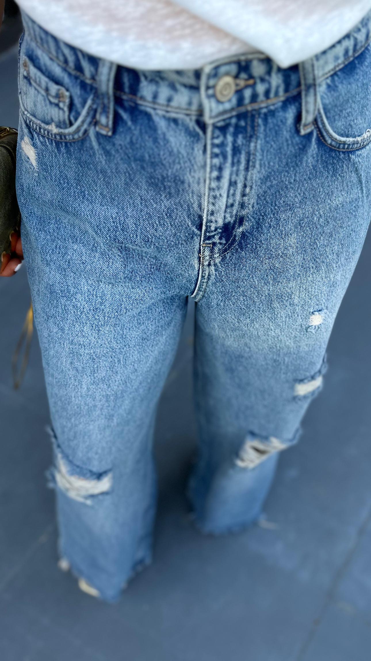Ripped Detail Ultra High Waist Wide Leg Jeans