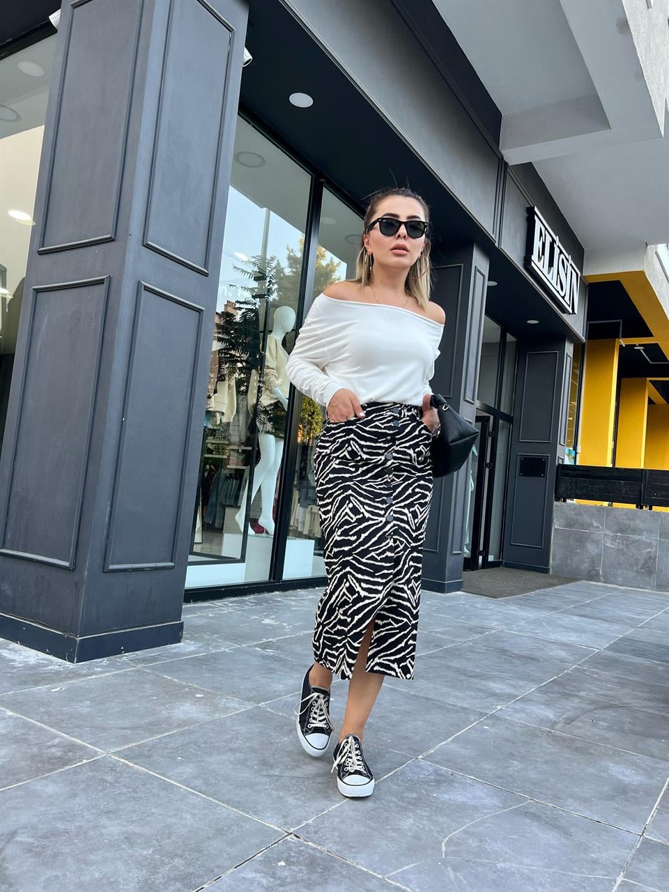 Zebra Desen Önü Düğmeli Midi Boy Etek 