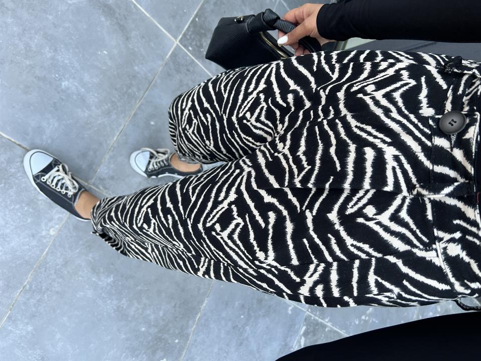 Zebra Desen Paça Düğmeli Slouchy Pantolon