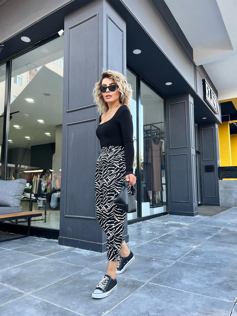 Zebra Desen Paça Düğmeli Slouchy Pantolon