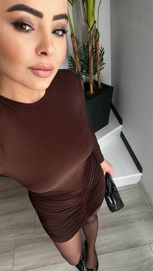 Acı Kahve Drape Detaylı Vatkalı Mini Elbise 