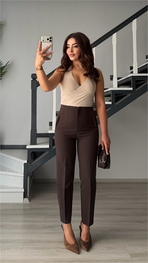 Dark Brown Welt Pocket Fabric Trousers