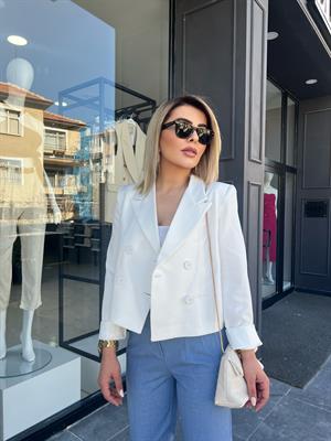 Beyaz Atlas Kumaş Crop Blazer